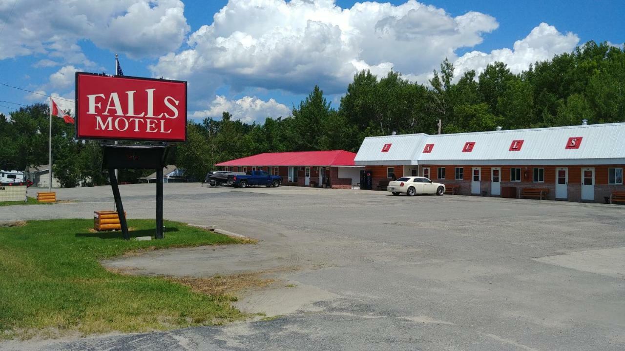 Falls Motel インターナショナルフォールズ エクステリア 写真