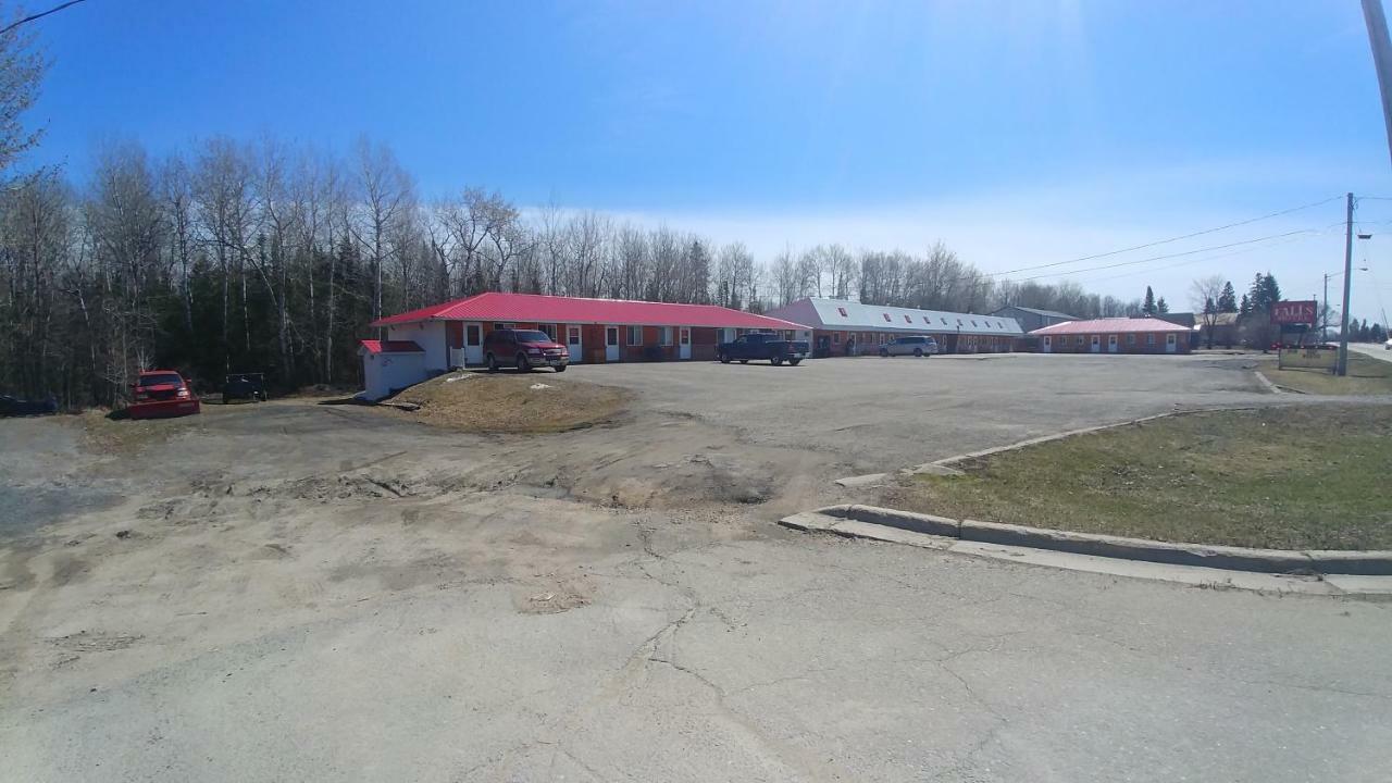 Falls Motel インターナショナルフォールズ エクステリア 写真