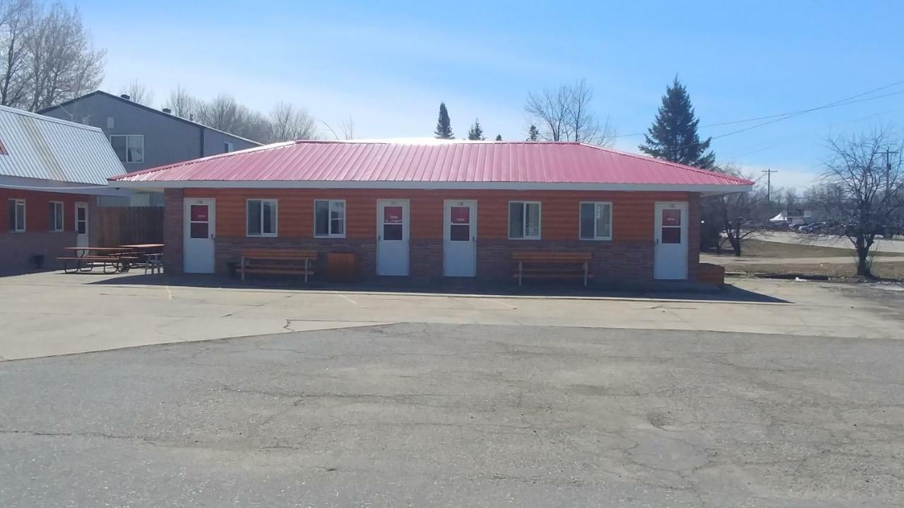 Falls Motel インターナショナルフォールズ エクステリア 写真