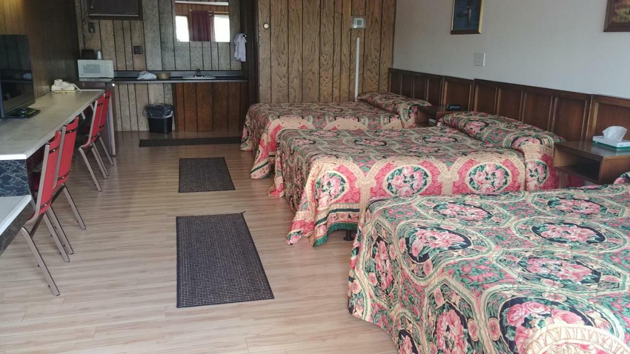 Falls Motel インターナショナルフォールズ エクステリア 写真